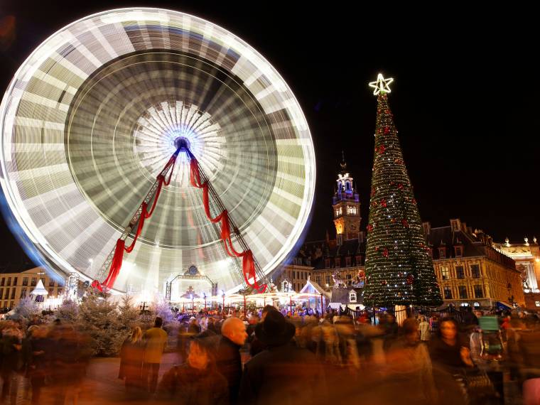 Lille, marchÃ© de NoÃ«l Â© OTCL Lille  Laurent GhesquiÃ¨re (2)