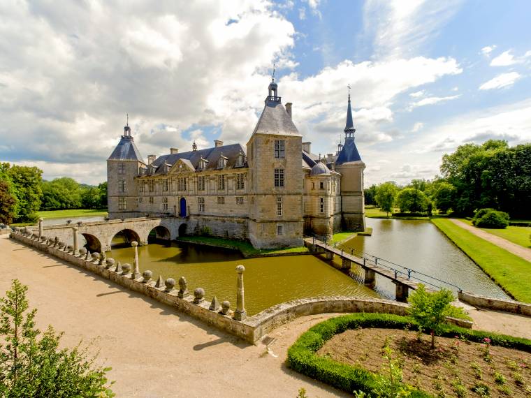 ChÃ¢teau de Sully Â© Alain DOIRE - BFC_Tourisme