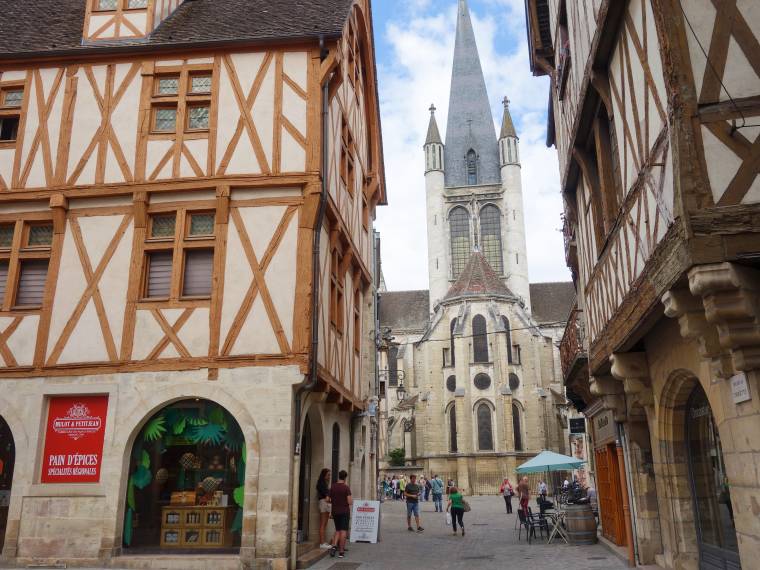 Dijon, Ã©glise Notre-Dame Â© Virginie BRETON - BFC_Tourisme