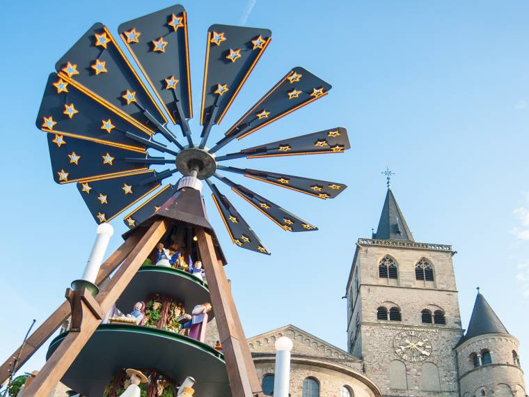 TrÃ¨ves, pyramide de NoÃ«l Â© Trier Tourismus und Marketing GmbH