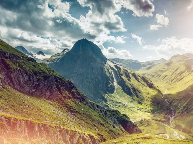 Col de Nufenen Â© Valais Wallis Promotion - Christian Pfammatter